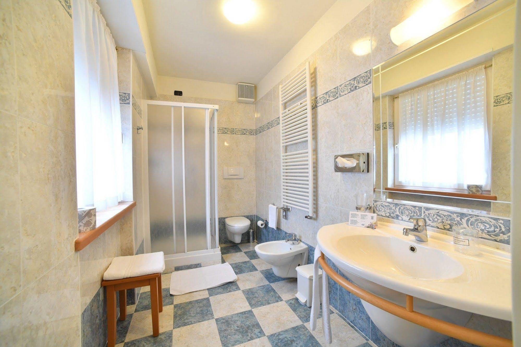 Hotel Lilla' Terlago Esterno foto